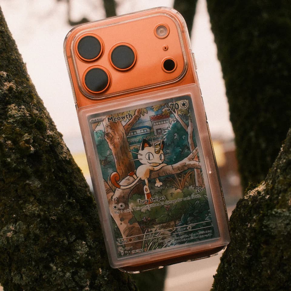 Mag Snap sur iPhone en extérieur avec carte Meowth